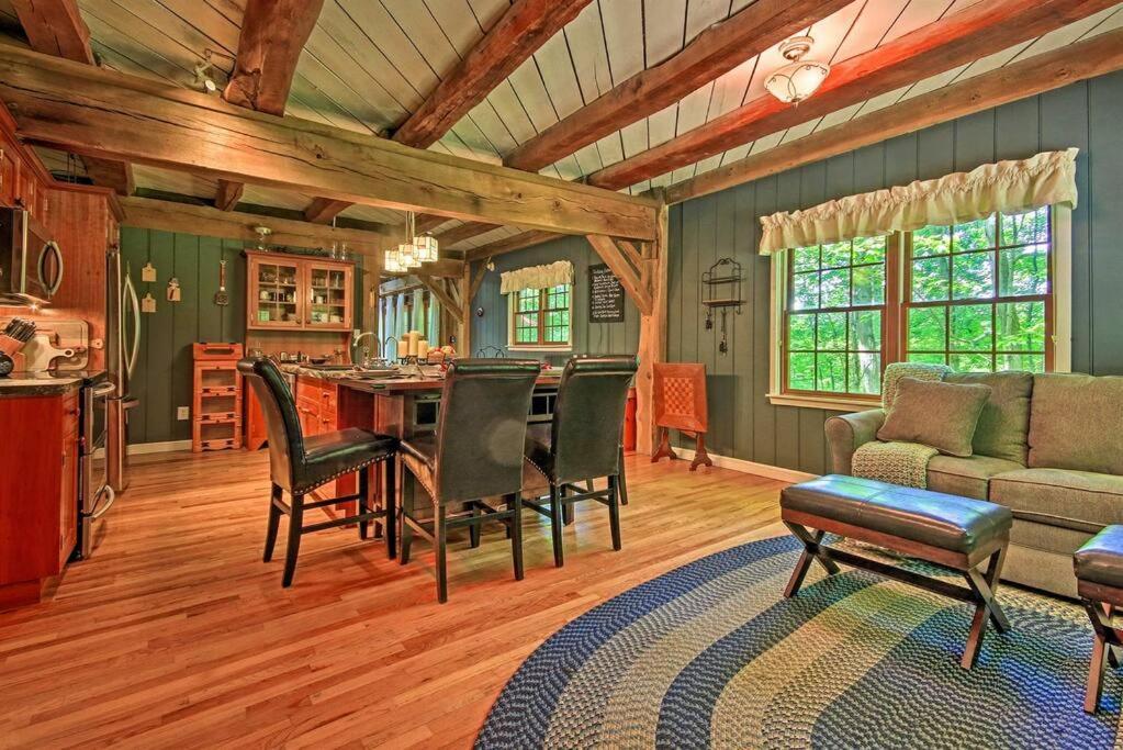 הוילה Acme Bear'S Eye View - Mountain Retreat W/ Hot Tub! מראה חיצוני תמונה